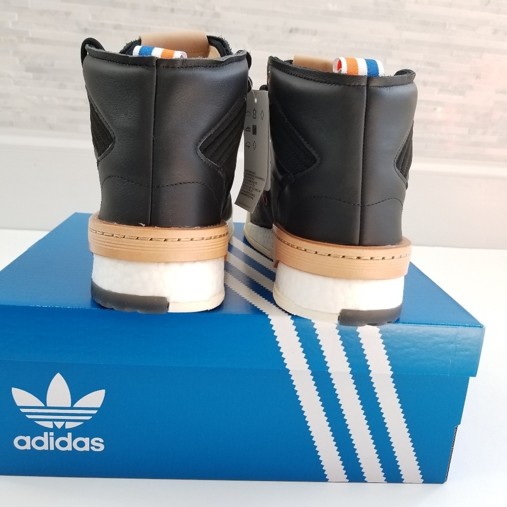 New ADIDAS Rivalry RM Sneakers - Picture 4 of 7